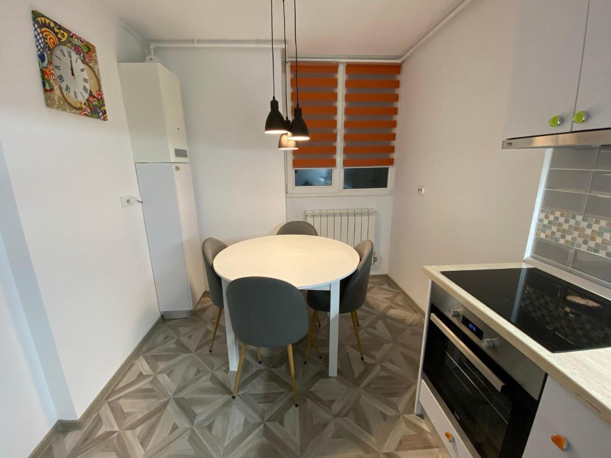Center Loft Appartement Buzău Buitenkant foto